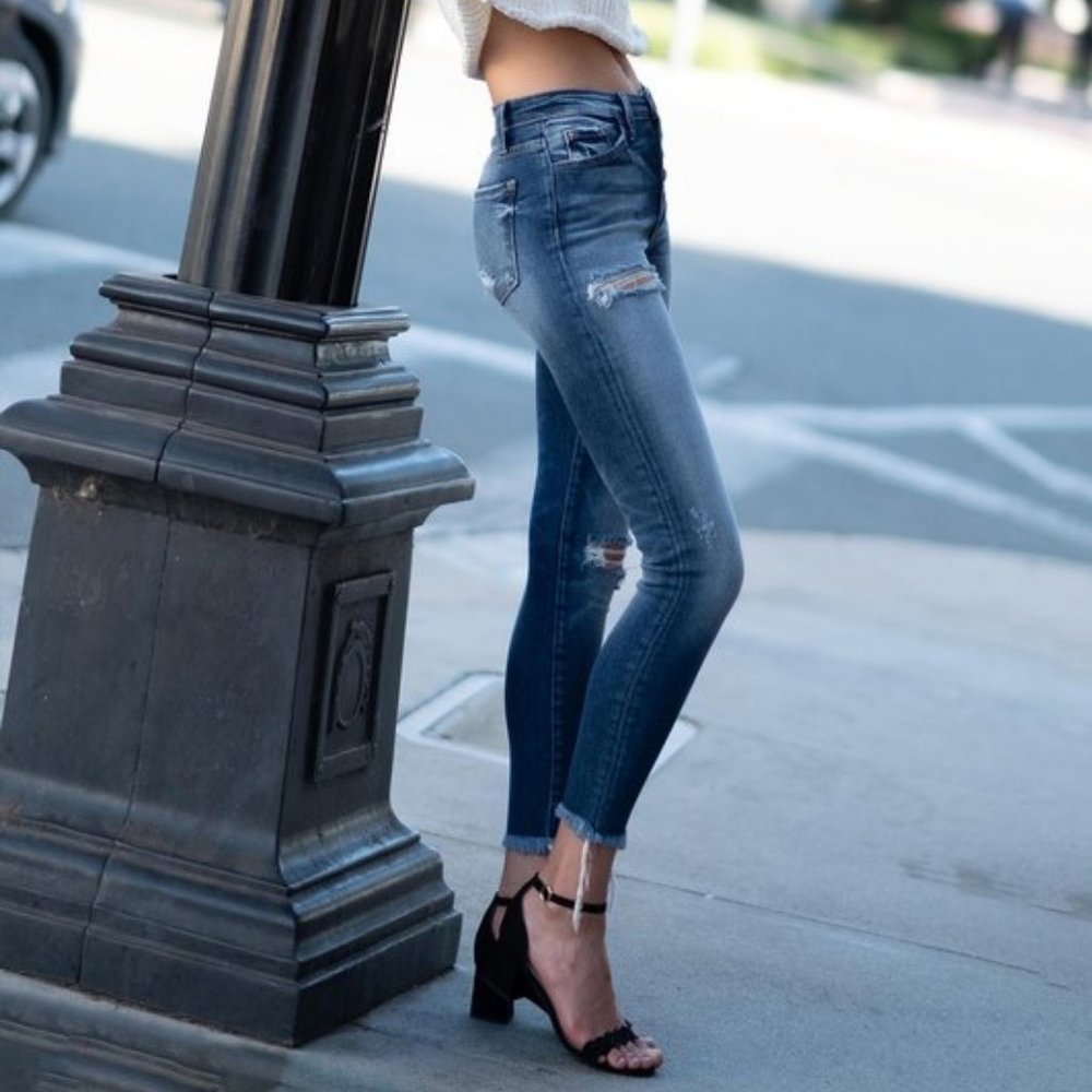 Lightly Distressed Jeans *ALL ITEMS ARE NEW FROM MY CLOSED BOUTIQUE* #9059
